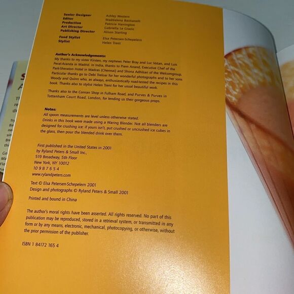 Smoothies And Shakes By Elsa Peterson-Schepelern Blended Drink Recipe Book - Picture 8 of 11